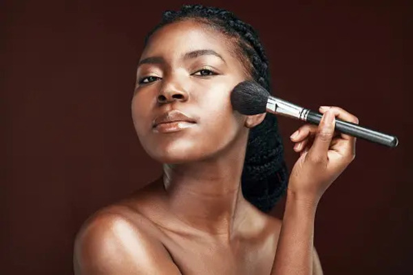 Học make up cần những yếu tố gì?